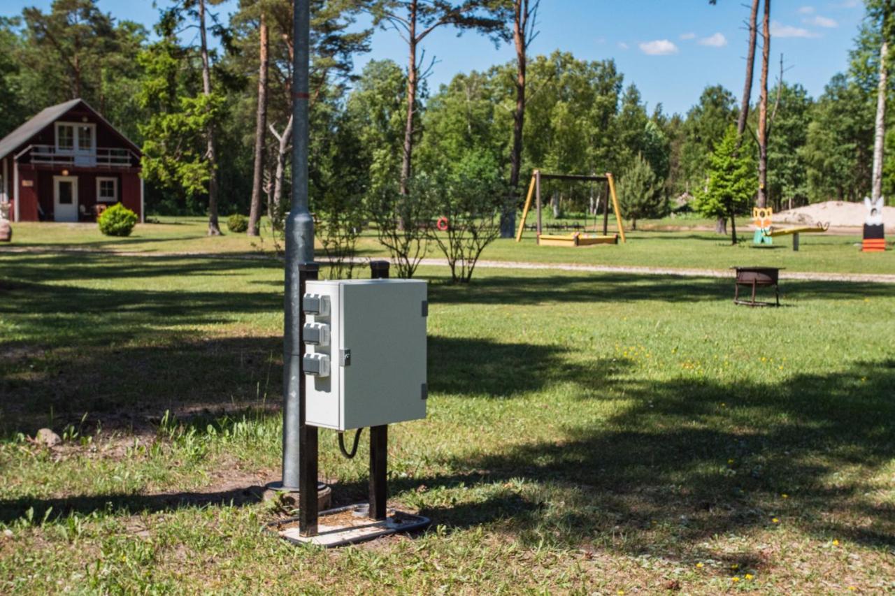 Tehumardi Camping Salme Exterior foto