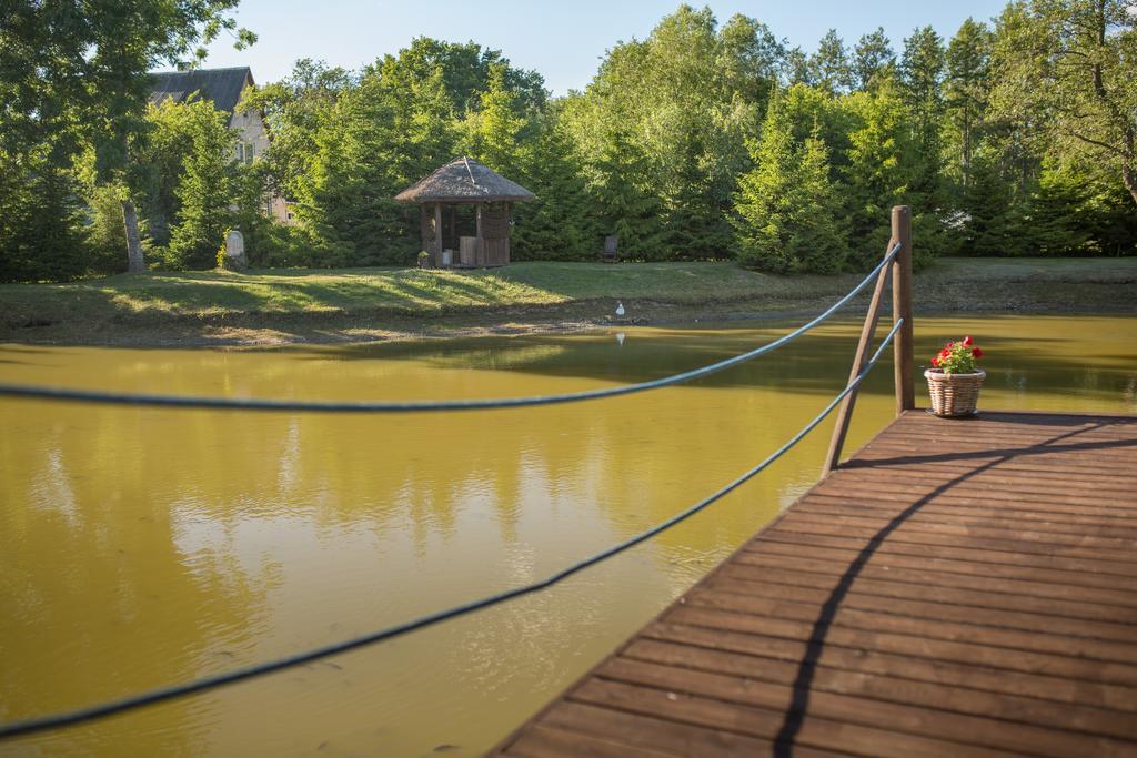 Tehumardi Camping Salme Exterior foto